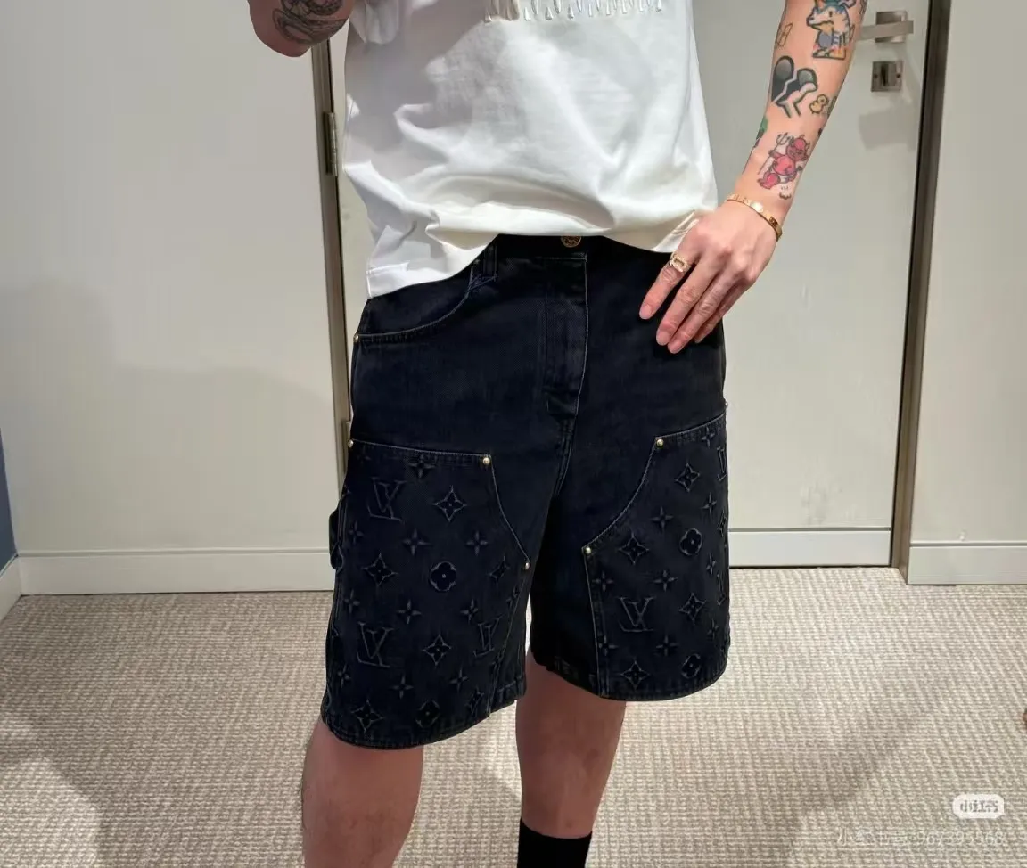 Louis Vuitton/Louis Vuitton presbyopic embossed denim shorts